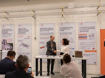 ArcelorMittal et Genvia s'allient pour accélérer la décarbonation de l'industrie de l'acier.